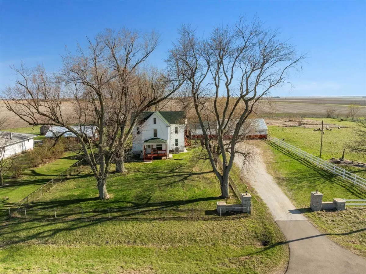 Danvers, IL 61732,103 E 1400 North Road