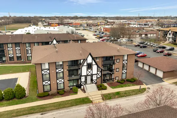 Crestwood, IL 60418,13615 Lamon Avenue #510