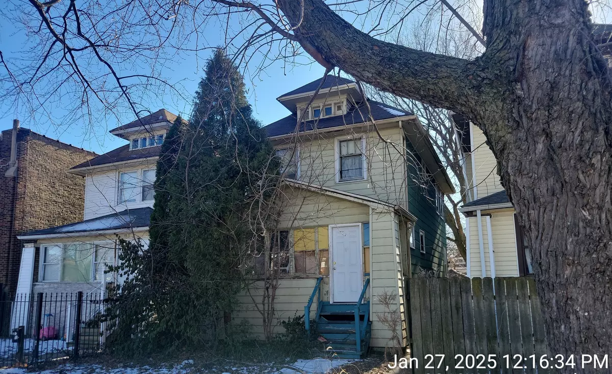 Chicago, IL 60629,3313 W 61st Place