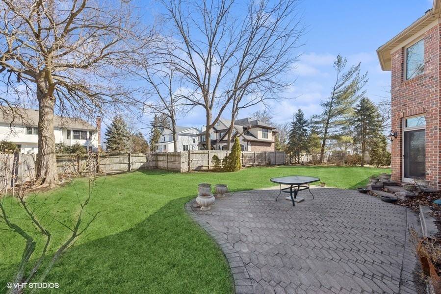 Glen Ellyn, IL 60137,477 Stagecoach Court