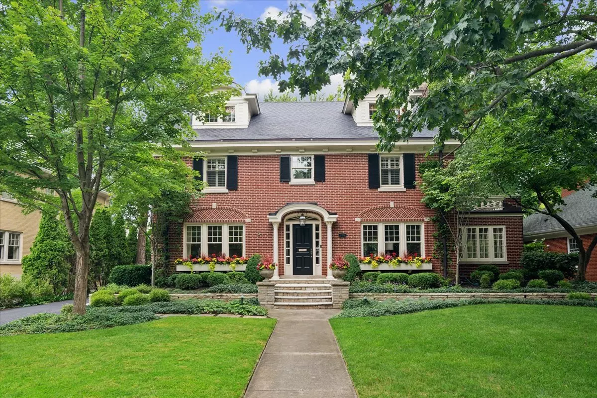 Kenilworth, IL 60043,139 ABINGDON Avenue