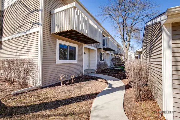 Vernon Hills, IL 60061,1066 Cumberland Court