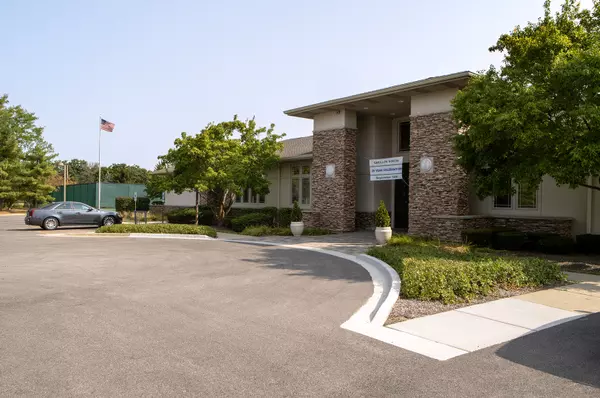 Grayslake, IL 60030,2328 Ashbrook Lane