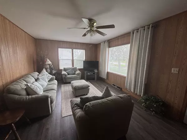 Buckley, IL 60918,306 E MAIN Street