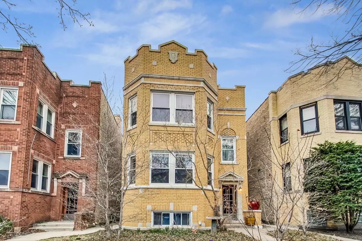 Chicago, IL 60659,5706 N Washtenaw Avenue