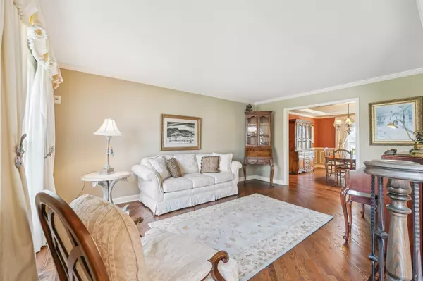 Naperville, IL 60565,2643 Newport Drive