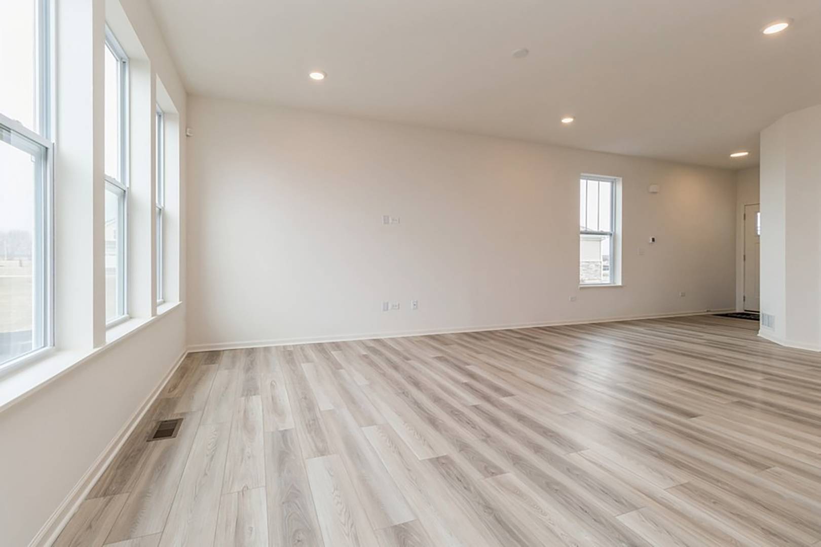 Volo, IL 60020,339 Red Oak Circle #402