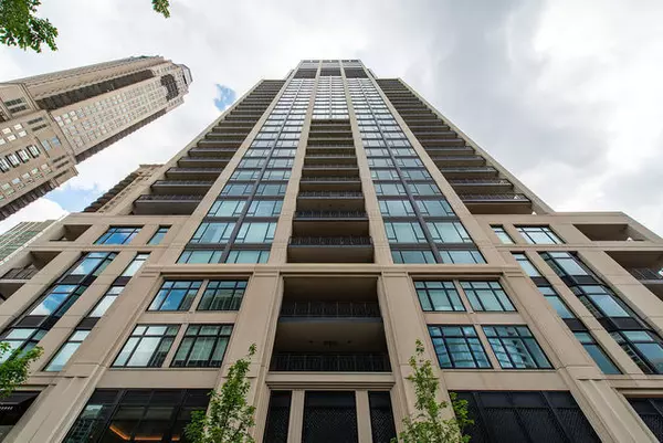 9 W Walton Street #601, Chicago, IL 60610