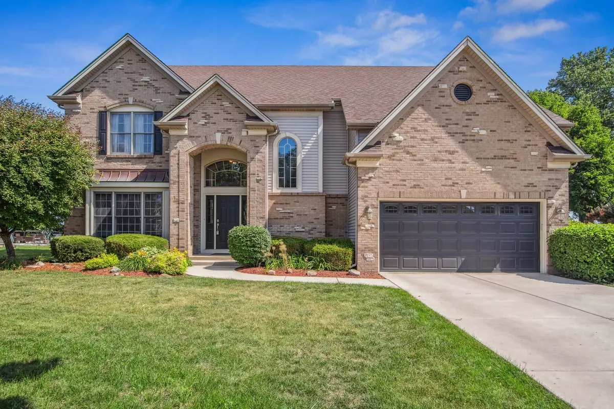 North Aurora, IL 60542,570 Mallard Point Drive