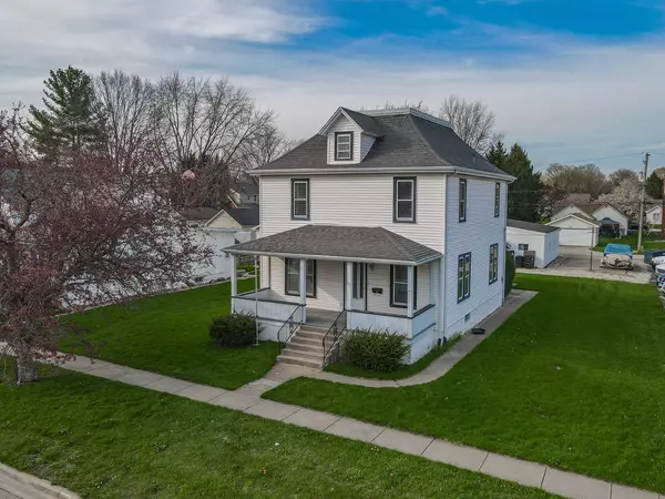 141 W First Street, Manteno, IL 60950