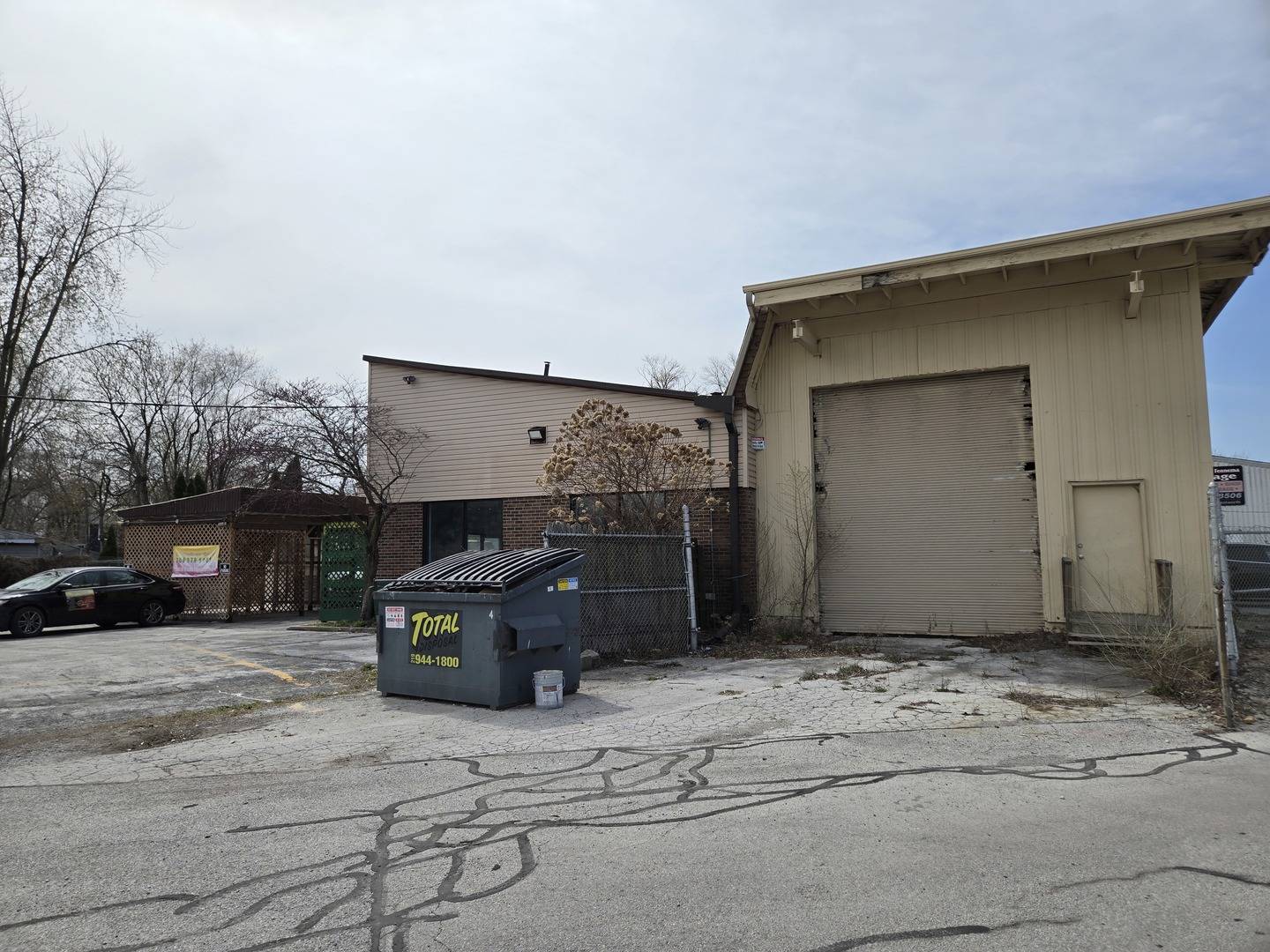 Lansing, IL 60438,18418 Wentworth Avenue #1