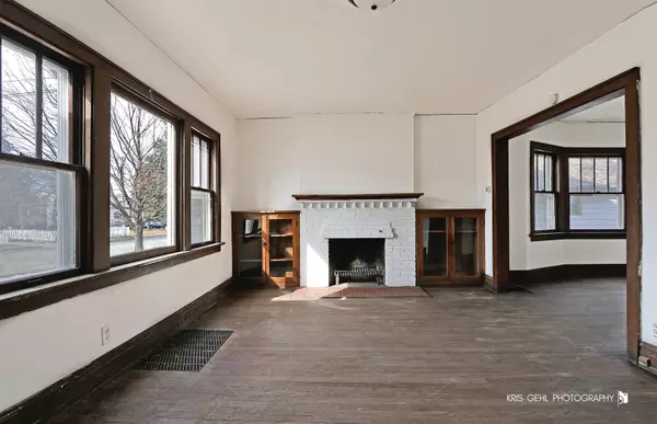 Waukegan, IL 60085,25 Keller Avenue