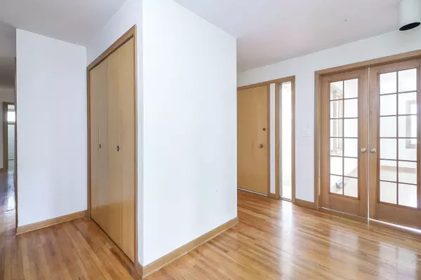 Downers Grove, IL 60515,4640 Stonewall Avenue