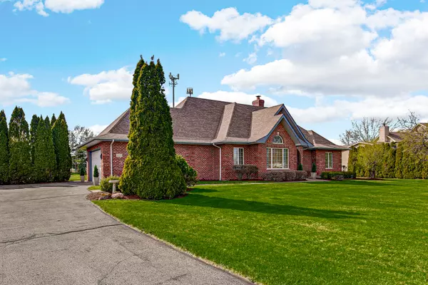 Homer Glen, IL 60491,16238 South Regents Road