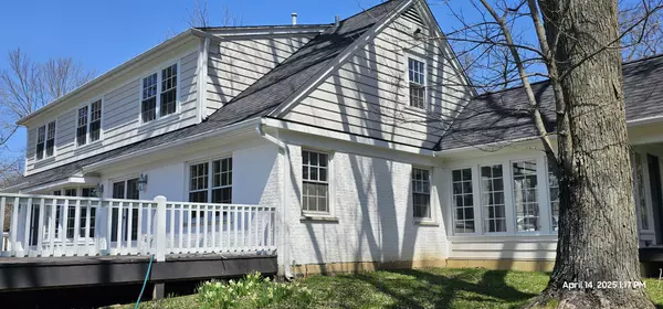 North Barrington, IL 60010,180 N North Signal Hill Road