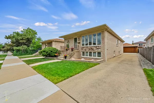 Chicago, IL 60634,3757 N Oak Park Avenue