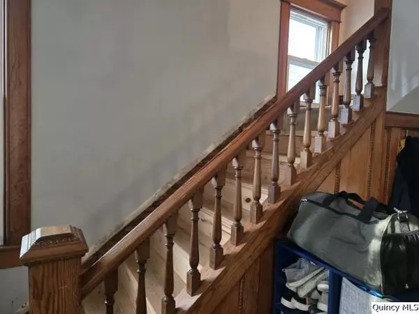 Carthage, IL 62321-1258,405 S Madison Street