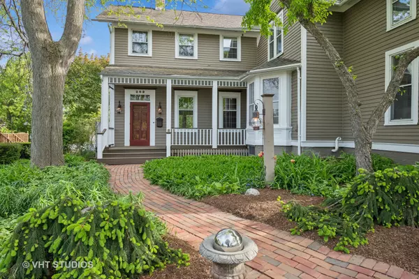Barrington, IL 60010,209 W Lake Street