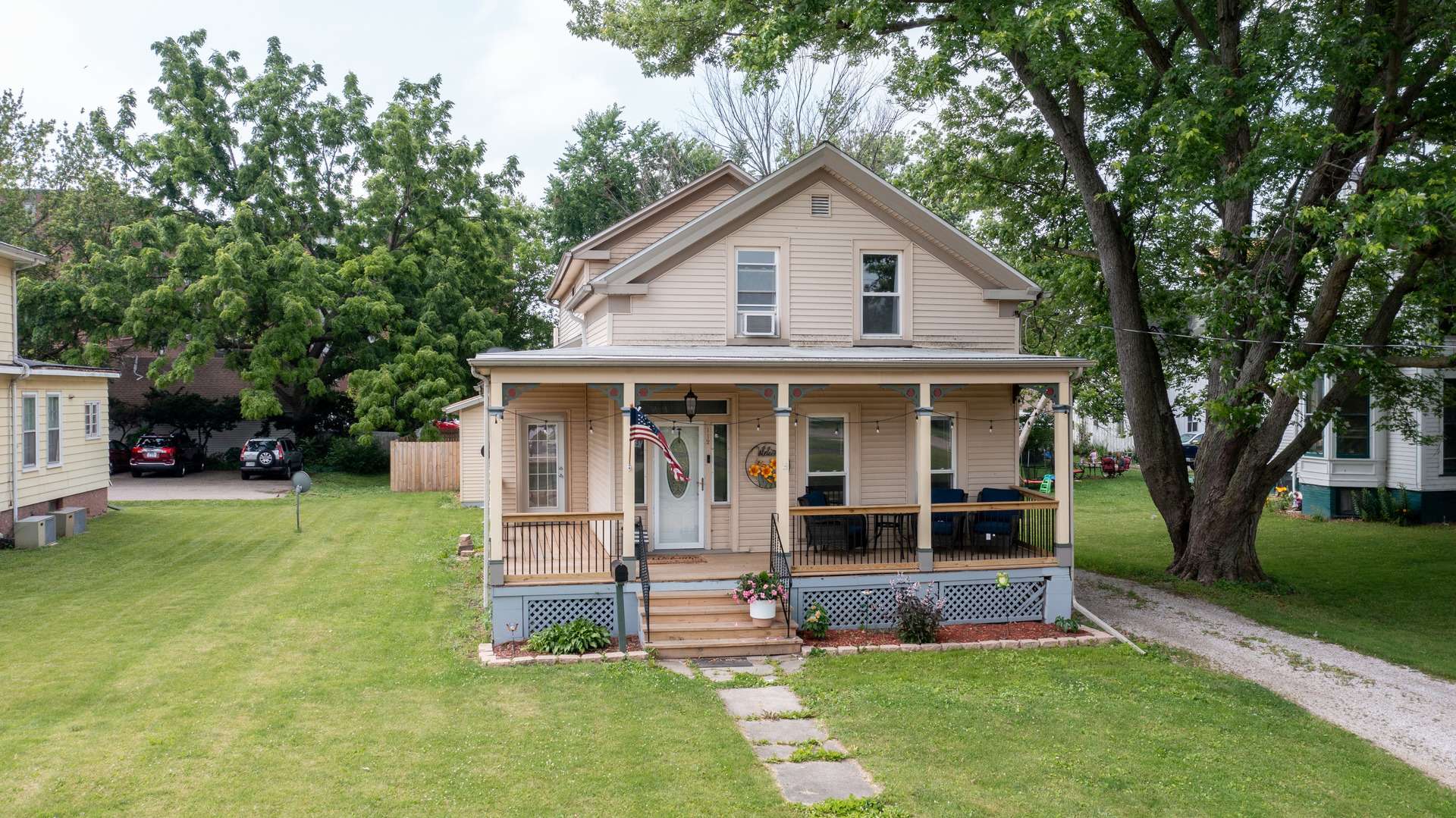 Princeton, IL 61356,112 E Peru Street