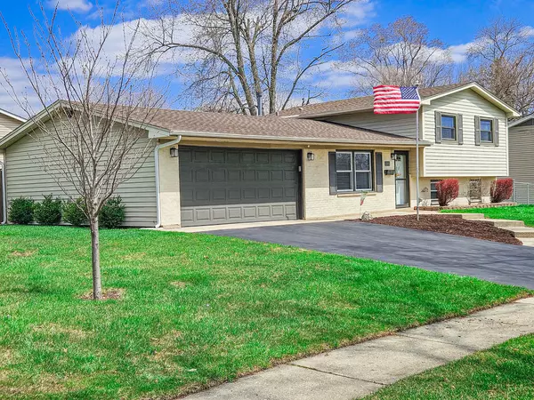Hanover Park, IL 60133,1581 Maplewood Avenue