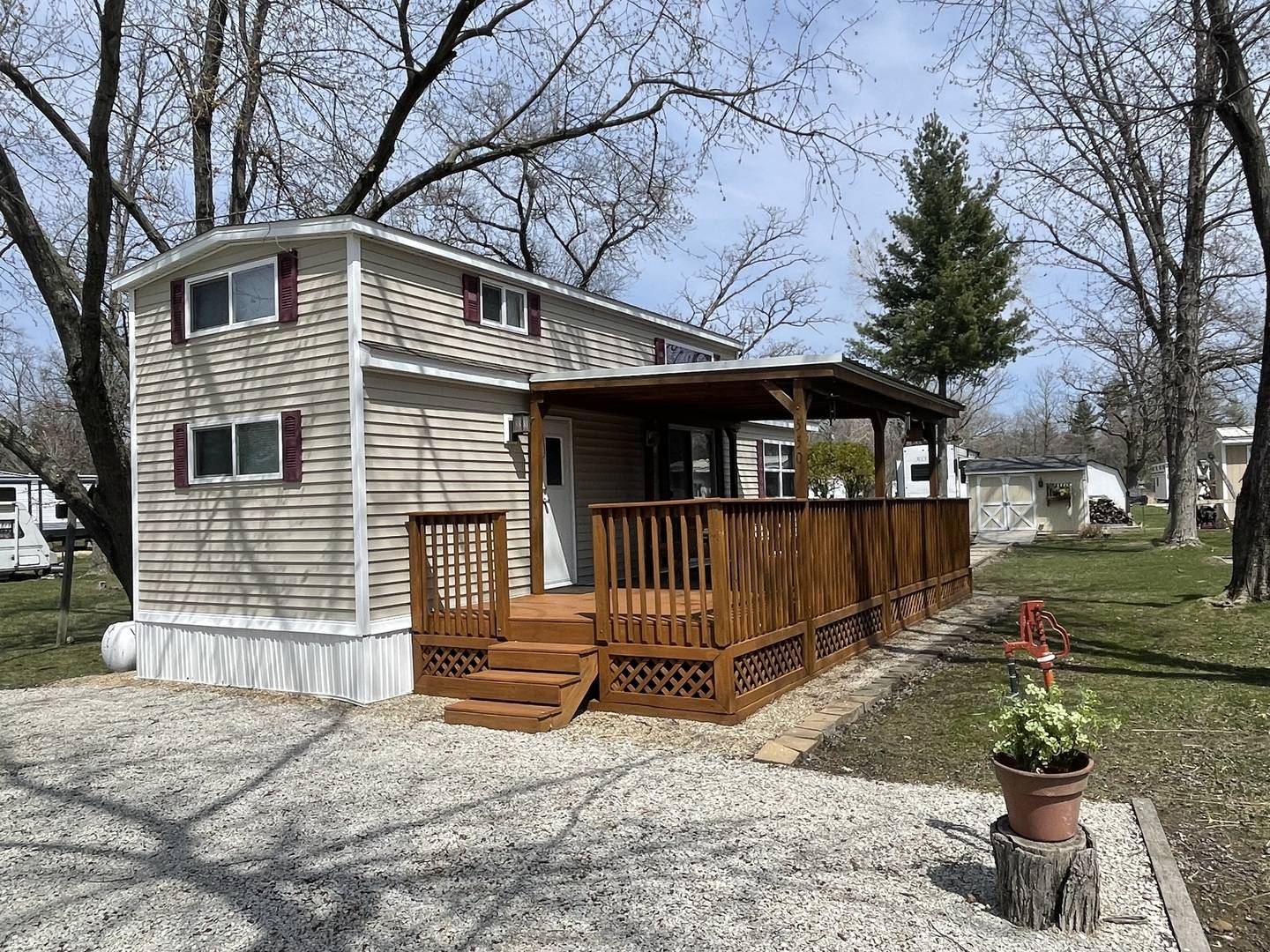 Sublette, IL 61367,5-50 Woodhaven Lakes