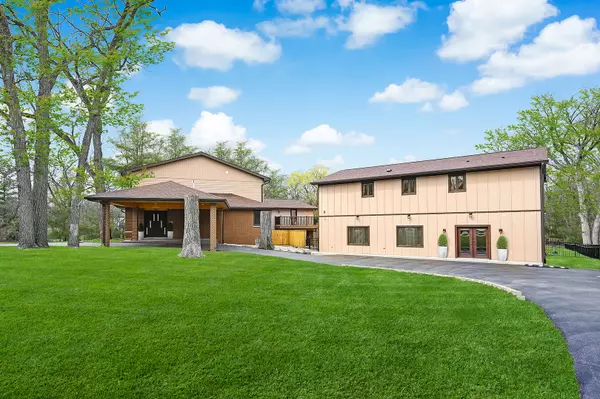 3220 Meyers Road, Oak Brook, IL 60523