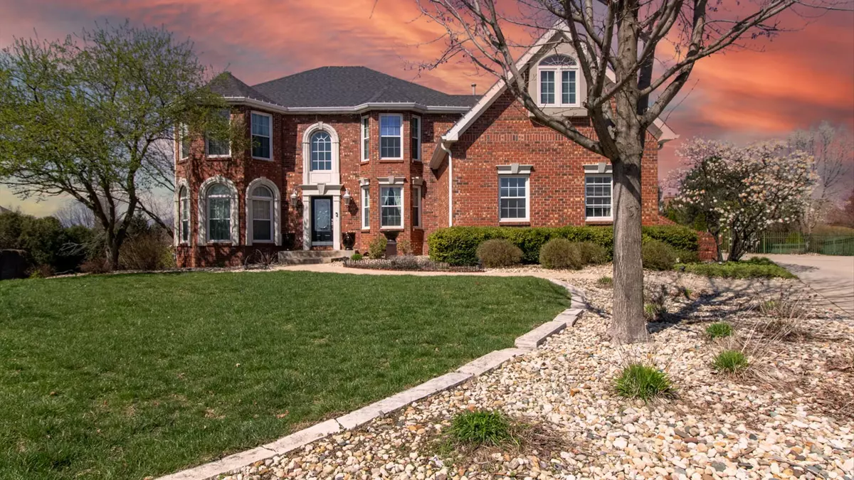 Bloomington, IL 61704,1 Windsong Way