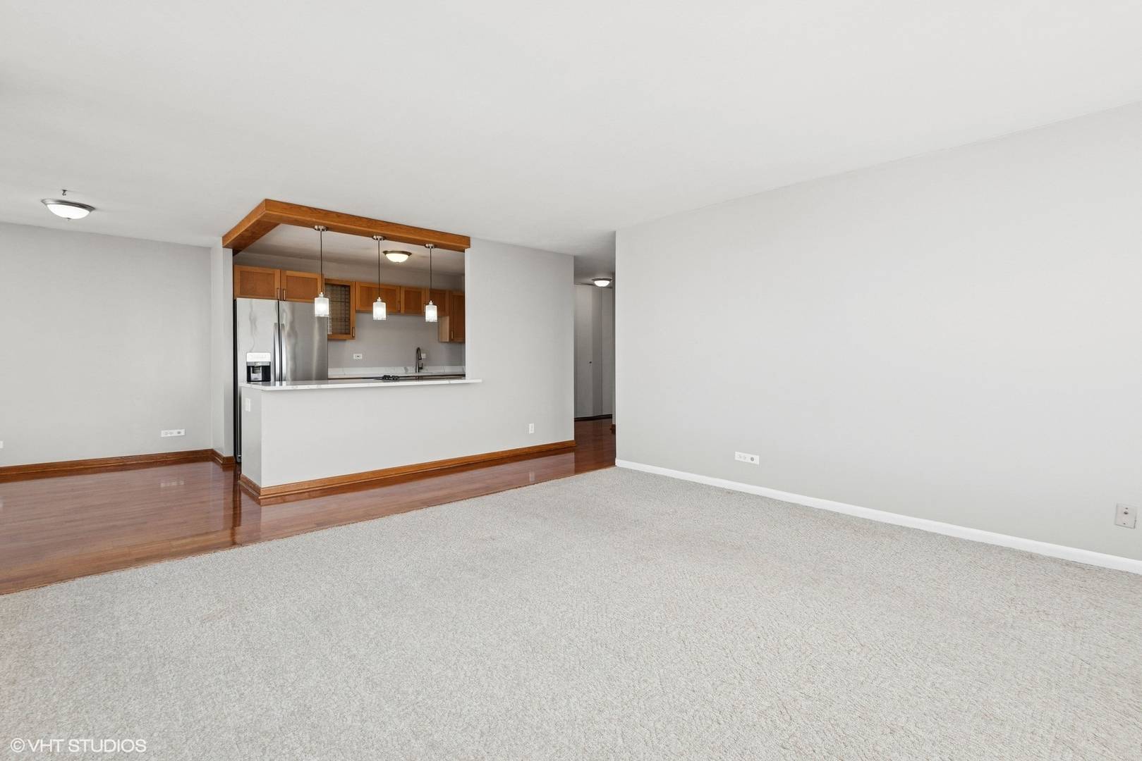 Chicago, IL 60640,5455 N Sheridan Road #3315