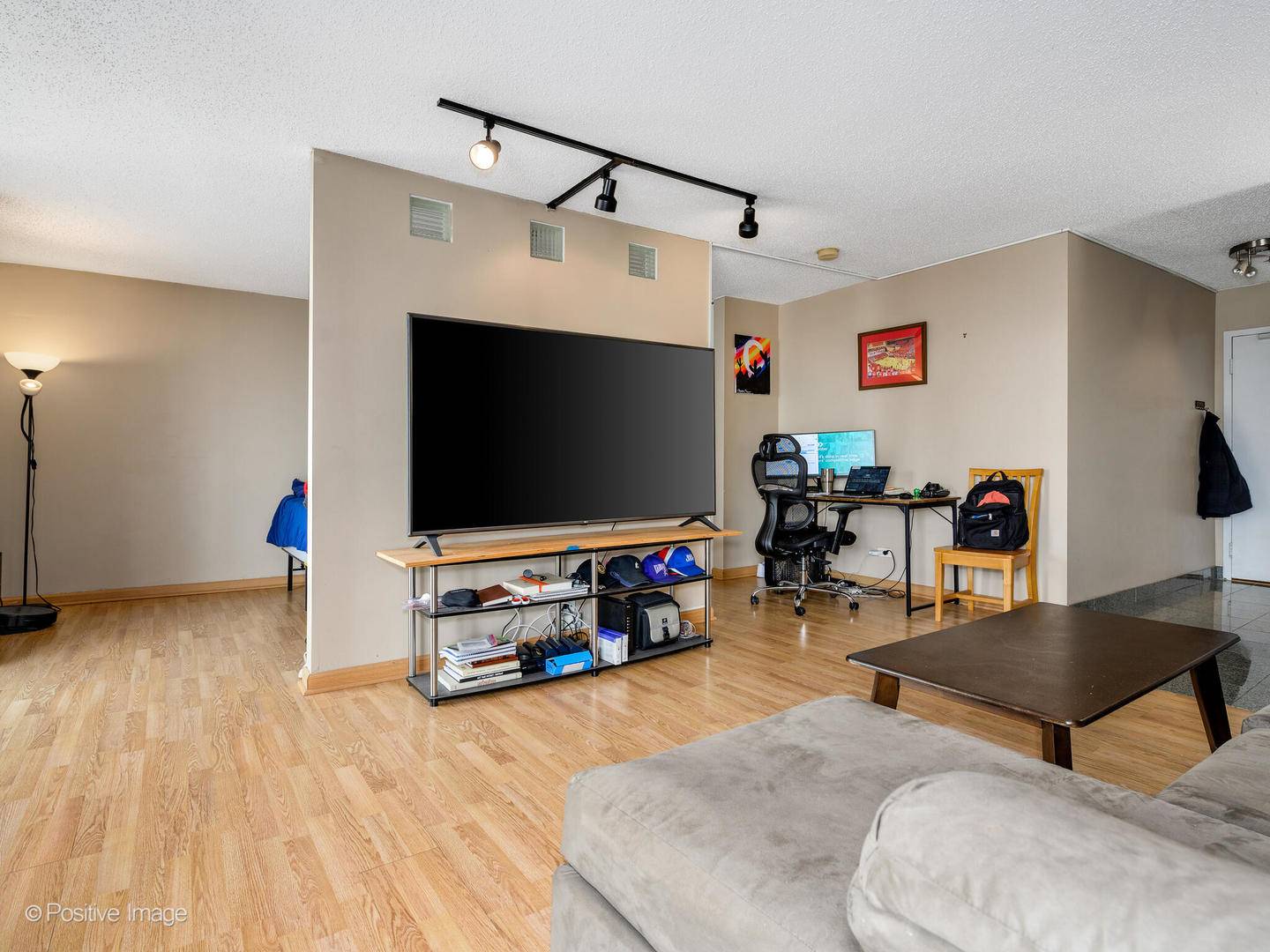 Chicago, IL 60610,1212 N LaSalle Street #2306