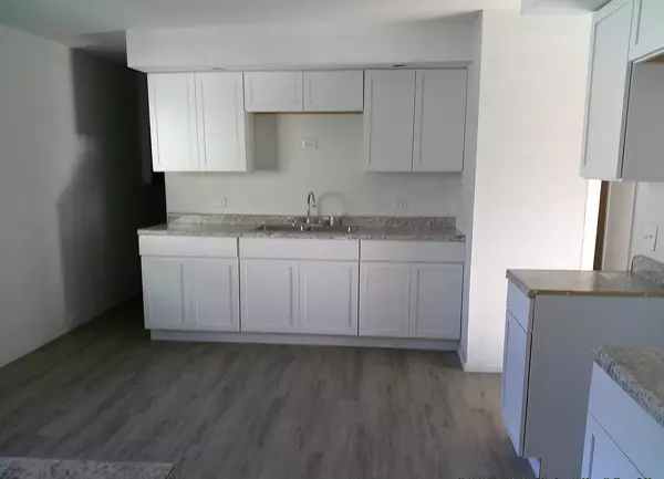 Champaign, IL 61821,1507 Thornton Drive