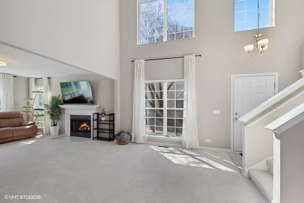 Woodridge, IL 60517,3252 Foxridge Court