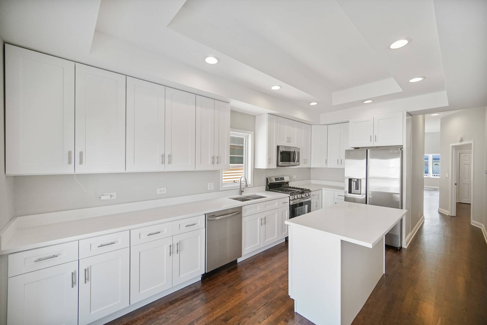 Chicago, IL 60609,612 W 46th Place