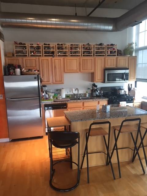 Chicago, IL 60618,3963 W BELMONT Avenue #420