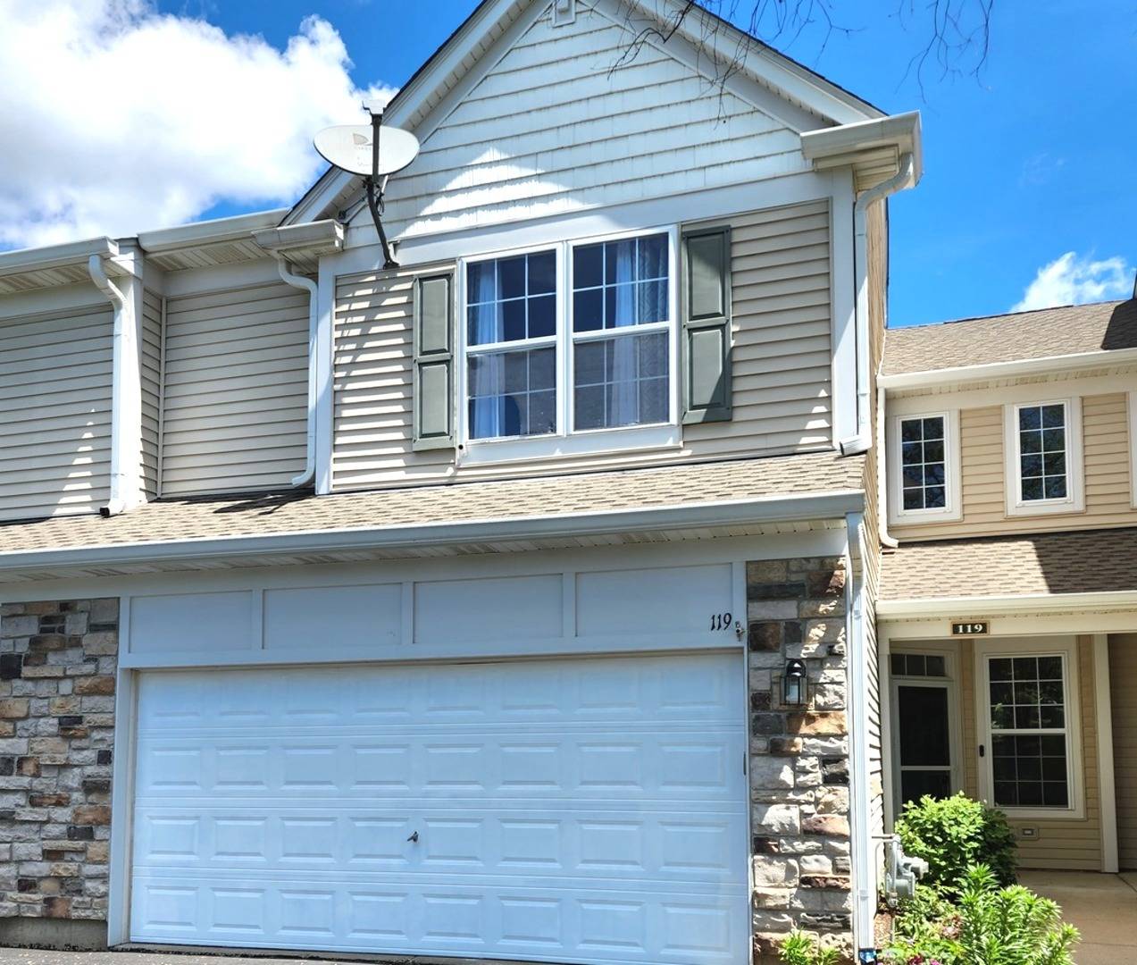 119 Oak Knoll Court, Volo, IL 60020