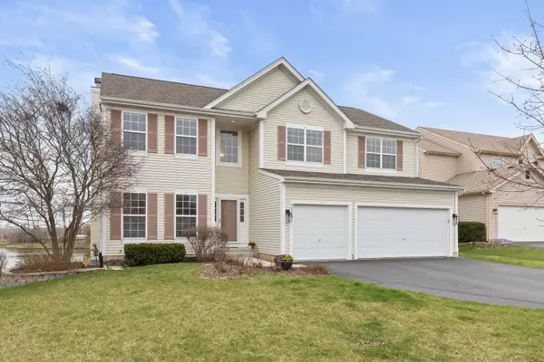 Lindenhurst, IL 60046,335 Cross Creek Lane