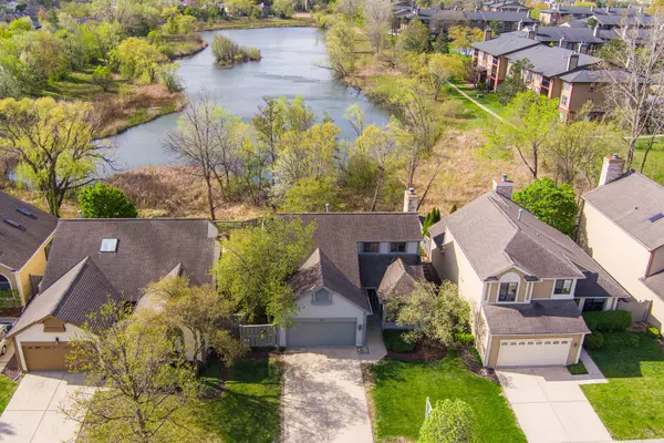 Bloomingdale, IL 60108,160 Seneca Trail