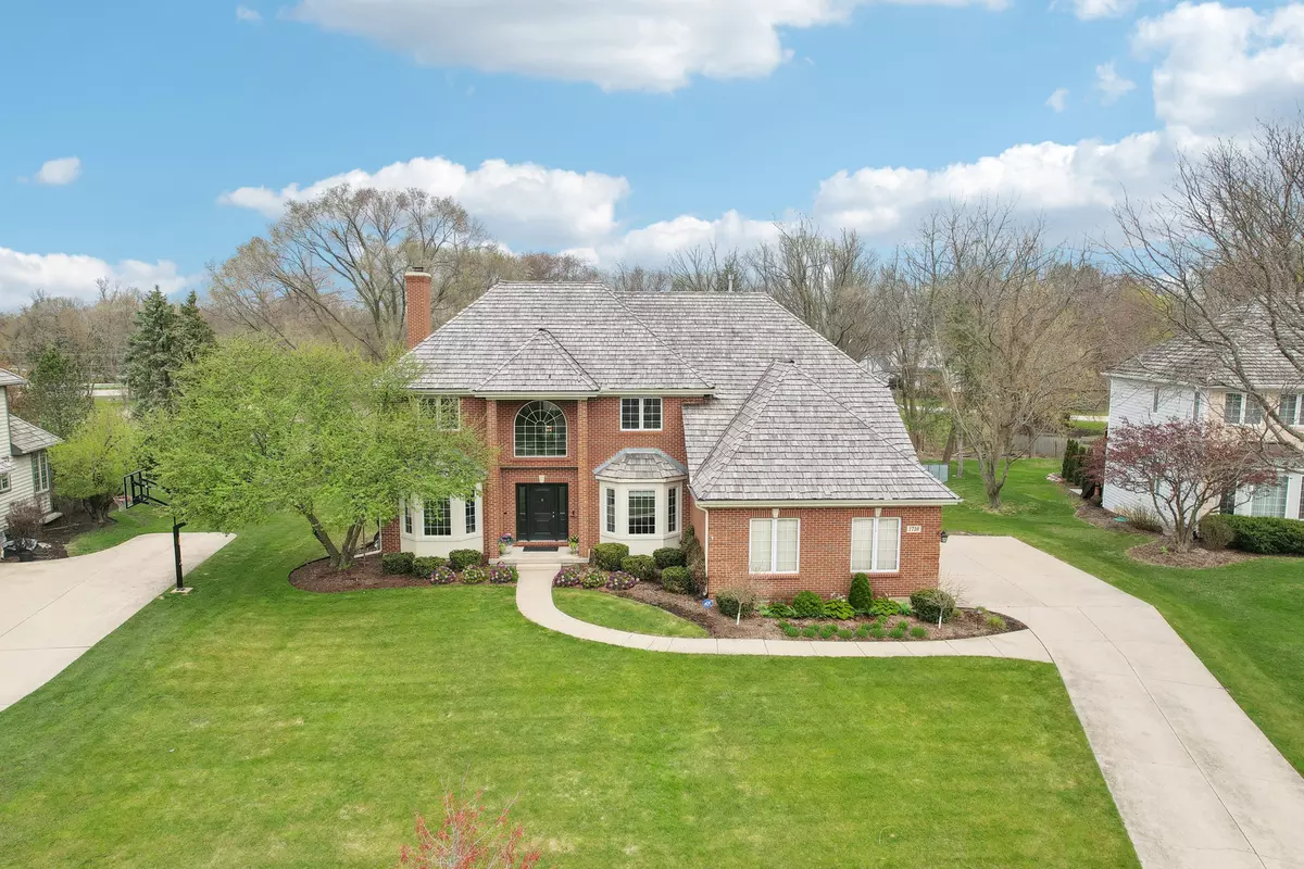 Libertyville, IL 60048,1710 Mulberry Drive