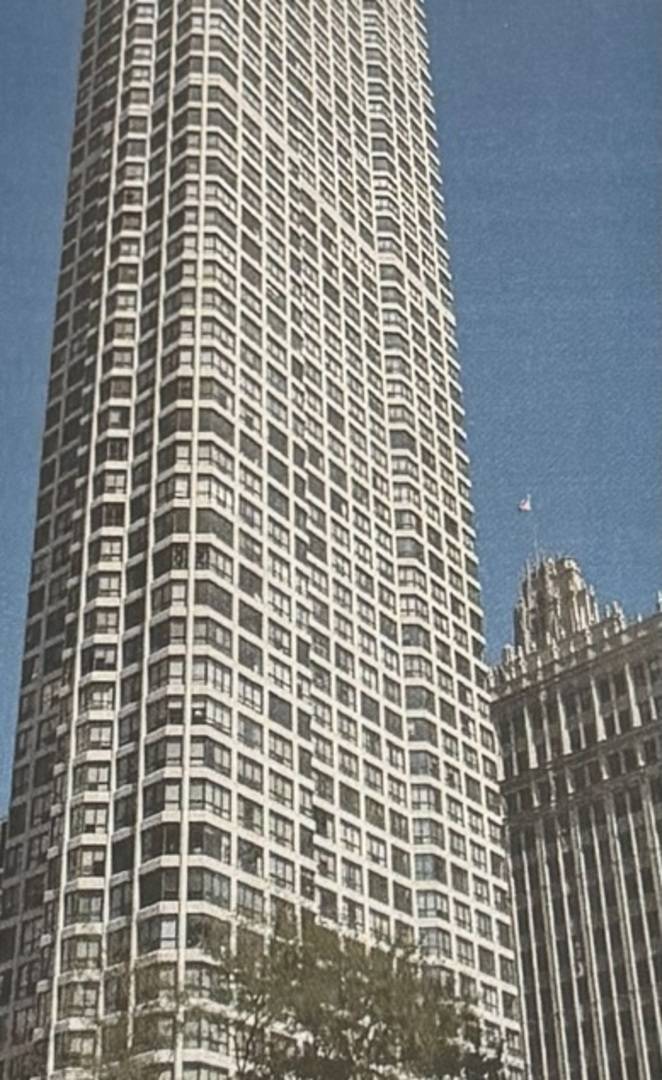 Chicago, IL 60611,405 N Wabash Avenue #703