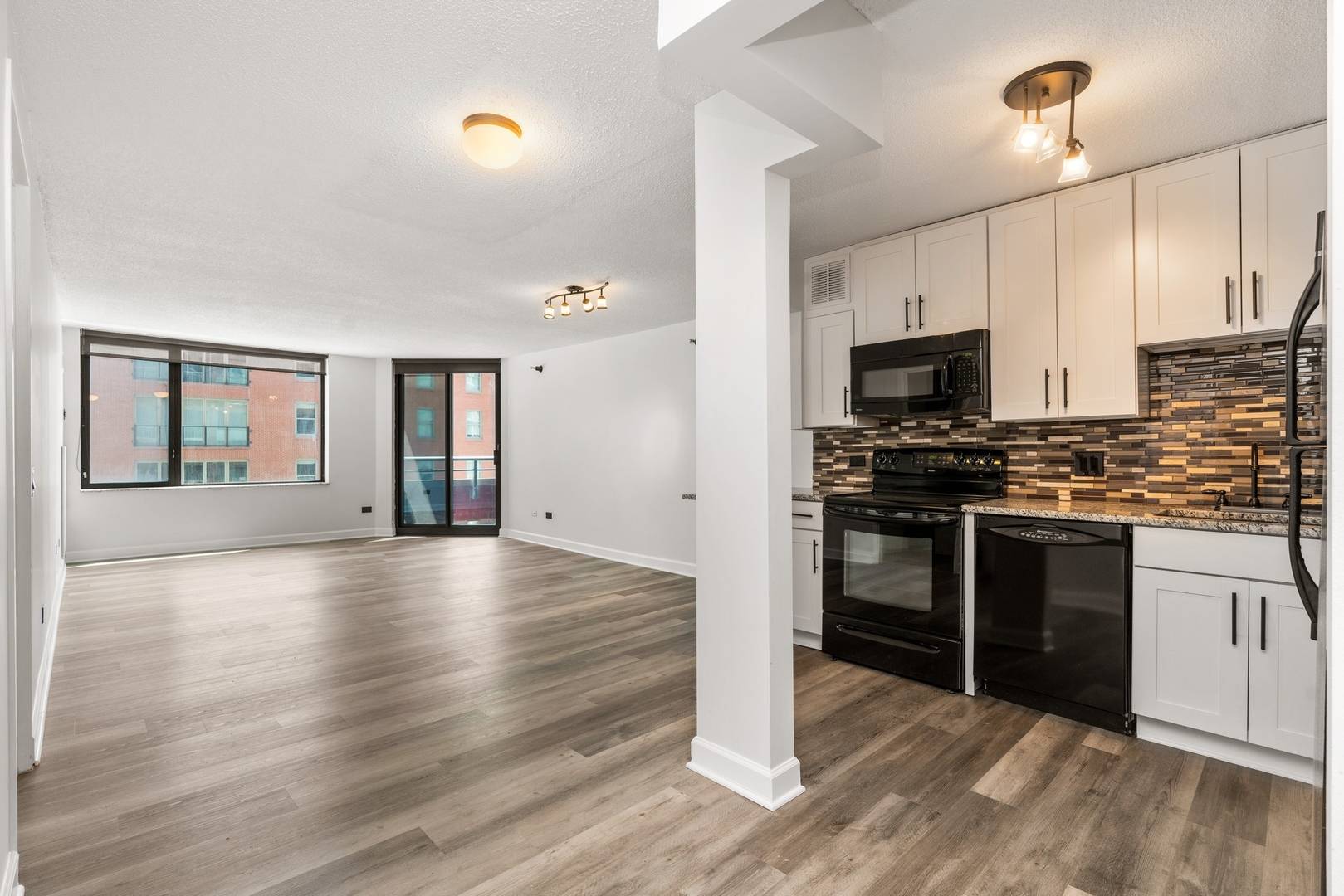 Chicago, IL 60611,480 N McClurg Court #604