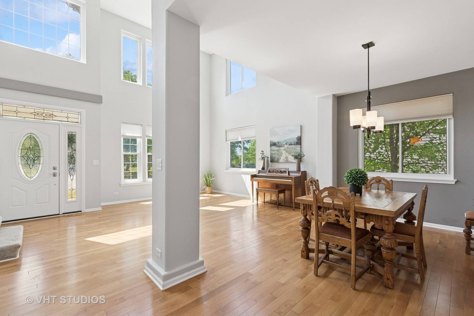 Gurnee, IL 60031,1635 Arlington Lane