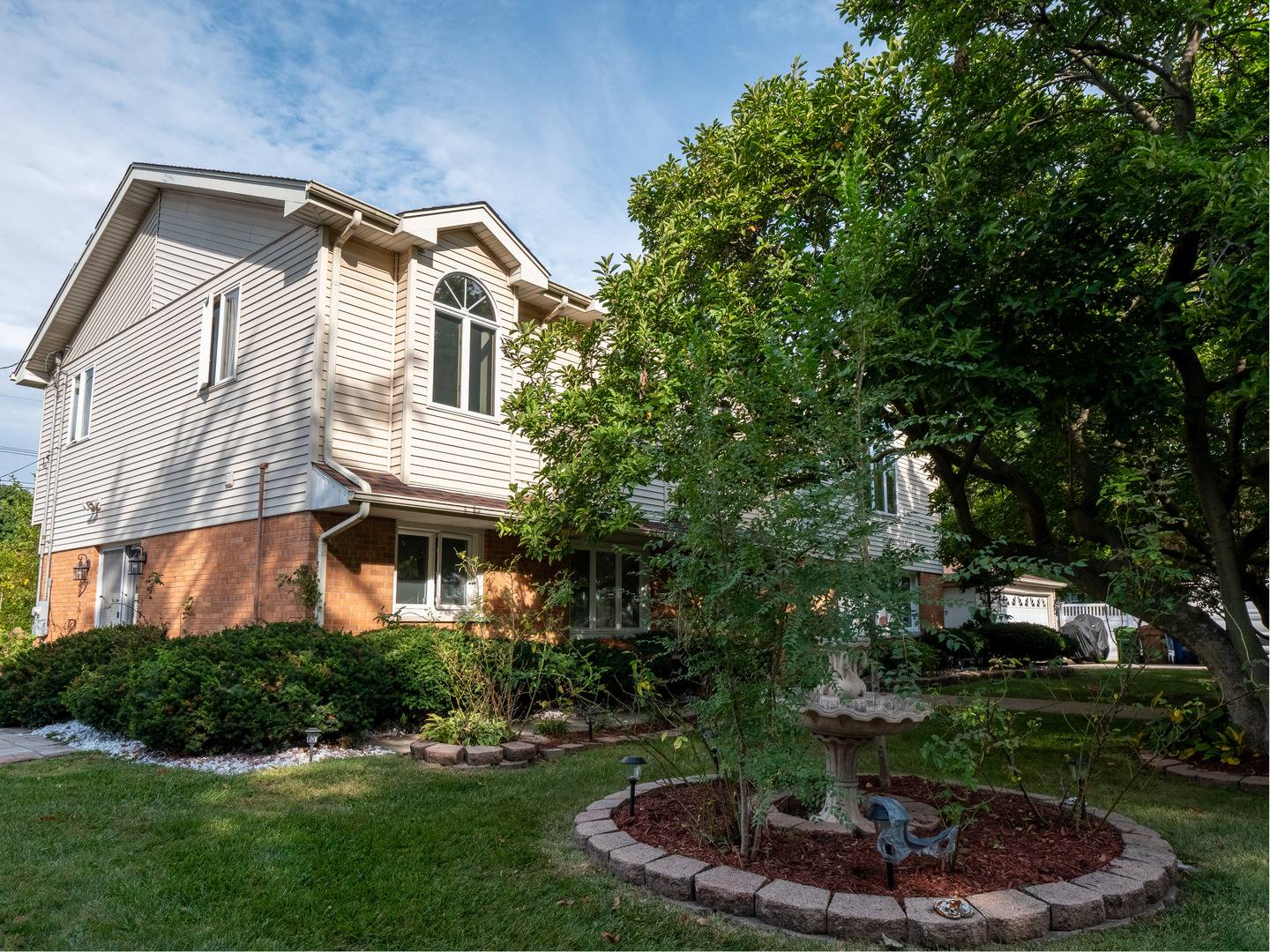 Oak Lawn, IL 60453,9414 S 69th Avenue