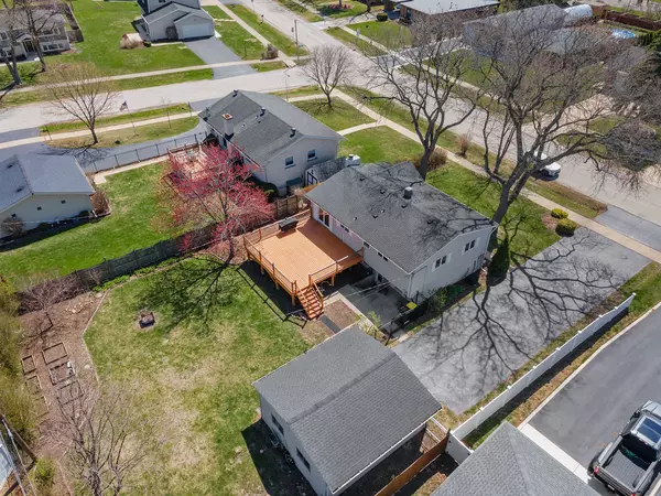 Roselle, IL 60172,516 E Turner Avenue