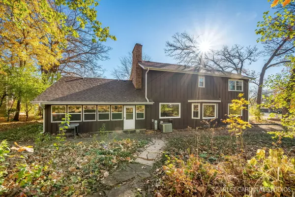 Winfield, IL 60190,26W540 Prairie Avenue