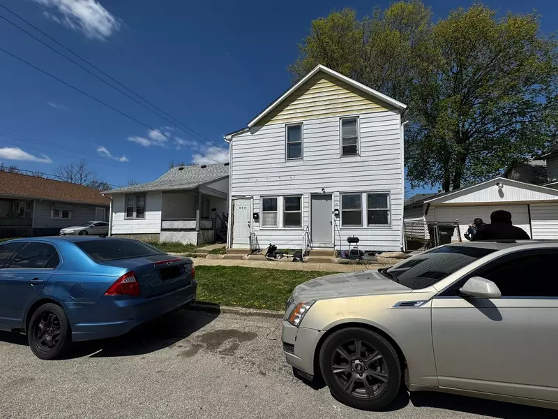 530 W Center Street, Decatur, IL 62526