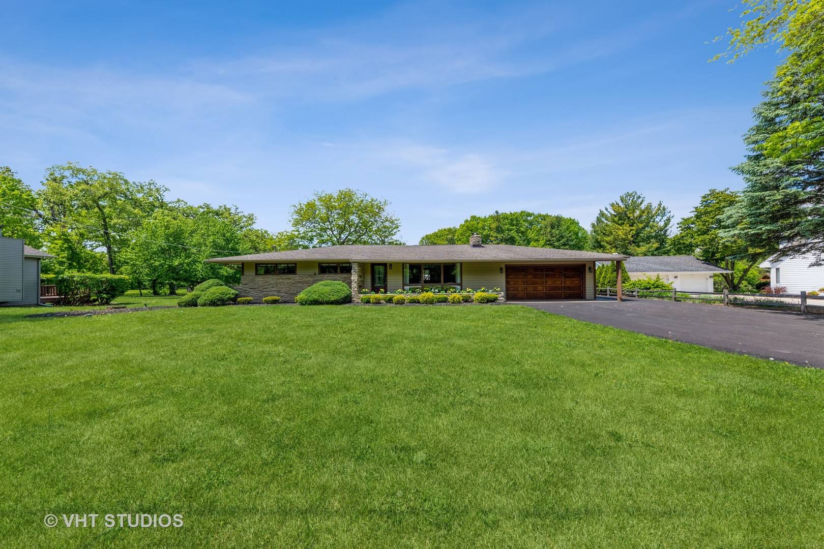 37756-88 N Cedar Lake Road, Lake Villa, IL 60046