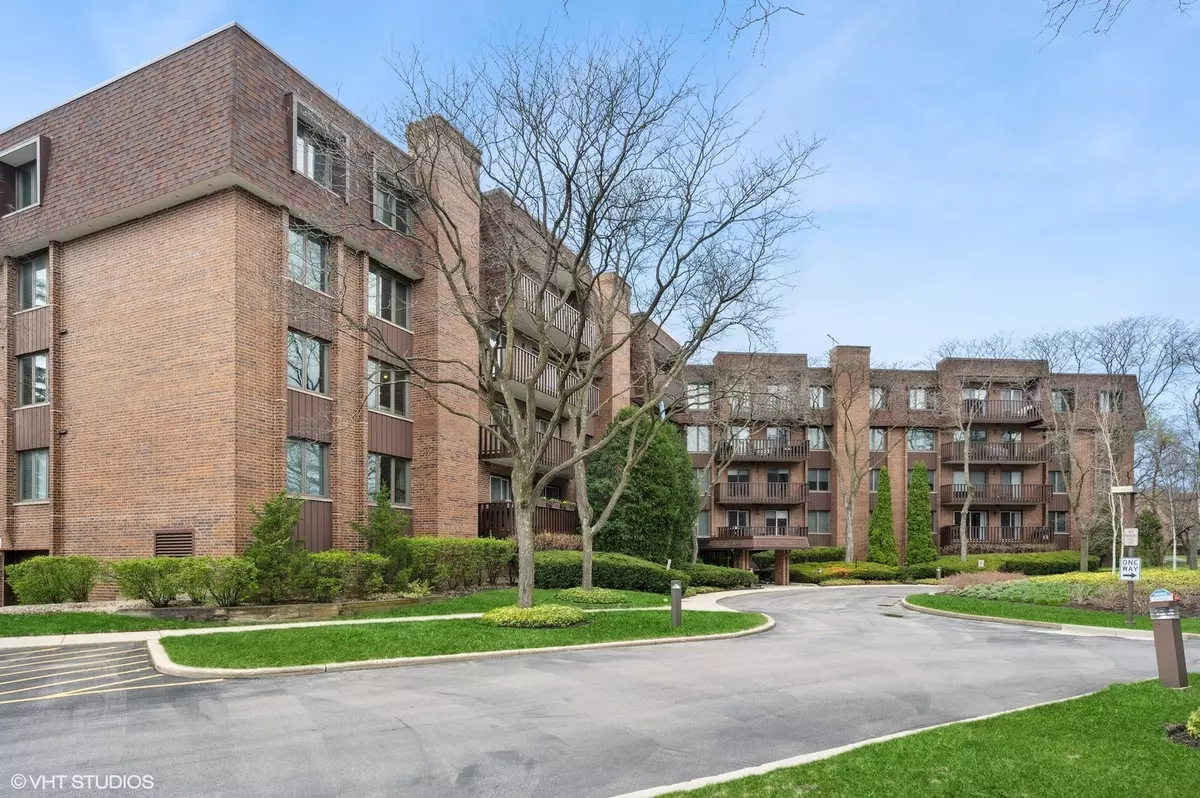 Northbrook, IL 60062,1175 Lake Cook Road #410