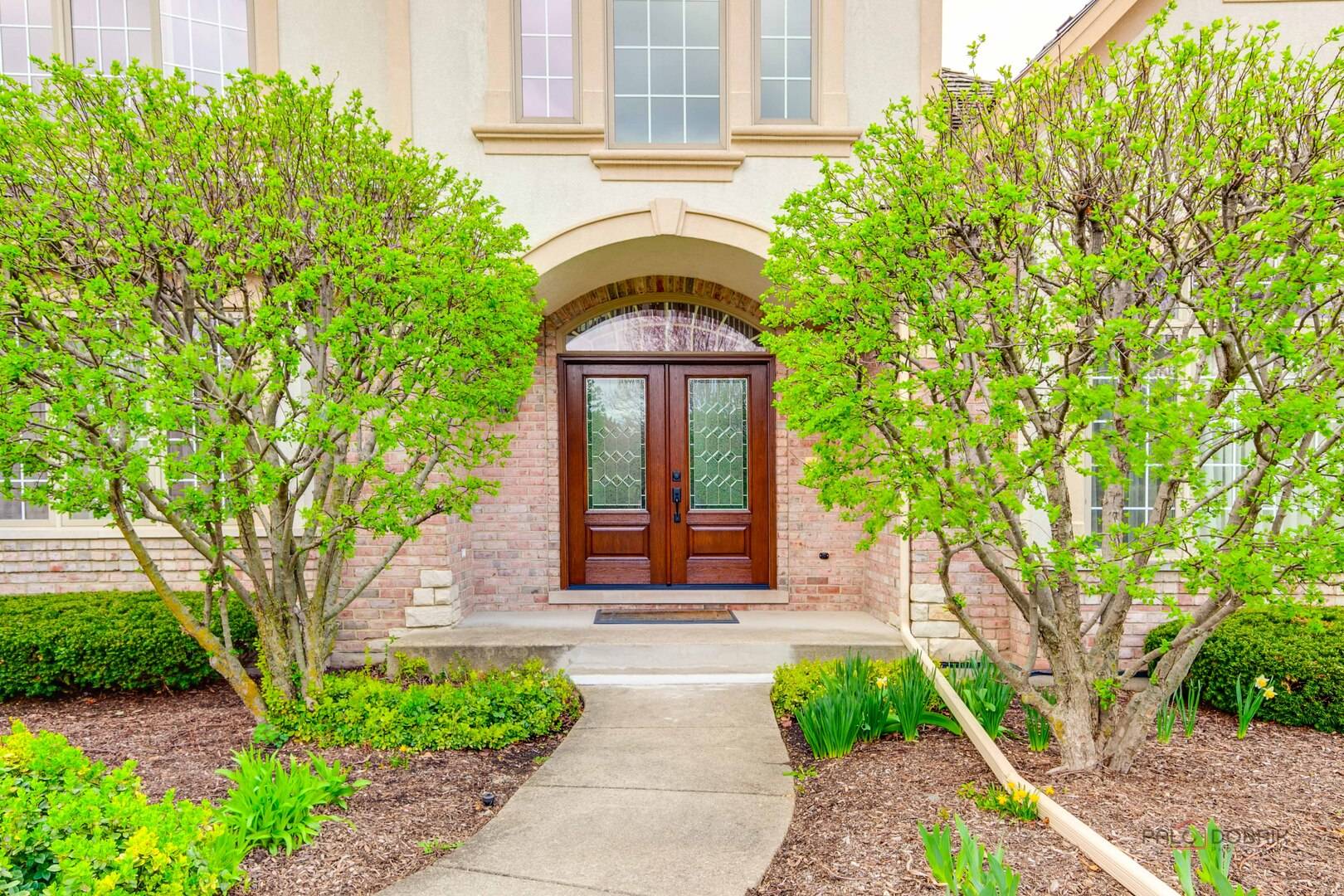 Libertyville, IL 60048,1304 Lingonberry Court
