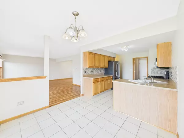 Tinley Park, IL 60487,9004 Newcastle Court