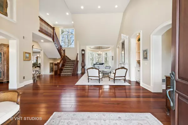 Barrington, IL 60010,21188 N Prestwick Drive