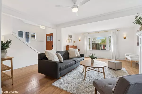 Oak Park, IL 60302,731 Hayes Avenue